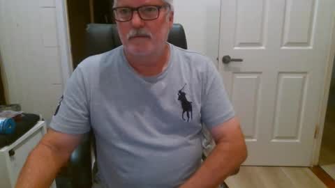 Snapshot of viper654321 chatting on 11.15.25 viper654321 online show from 11.15.25