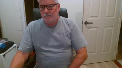 Snapshot of viper654321 chatting on 12.02.25 viper654321 online show from 12.02.25