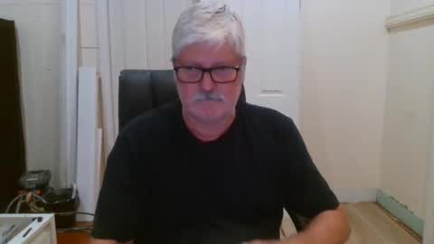 Snapshot of viper654321 chatting on 01.08.26 viper654321 online show from 01.08.26