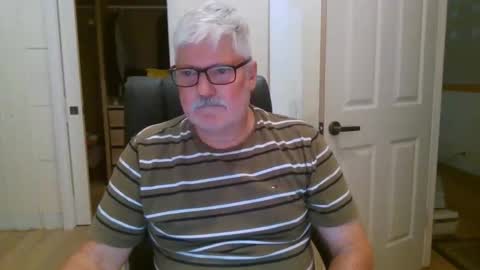 Snapshot of viper654321 chatting on 02.01.26 viper654321 online show from 02.01.26