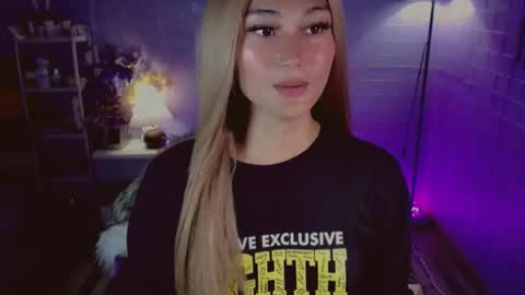 Pearl online show from 04.14.26