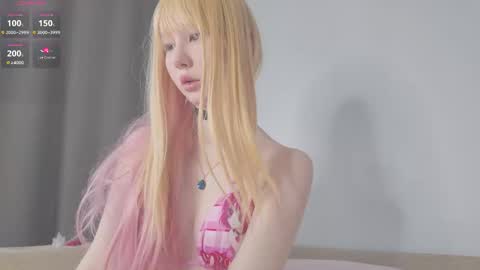 Snapshot of virgiin_lily chatting on 01.19.26 Lily online show from 01.19.26