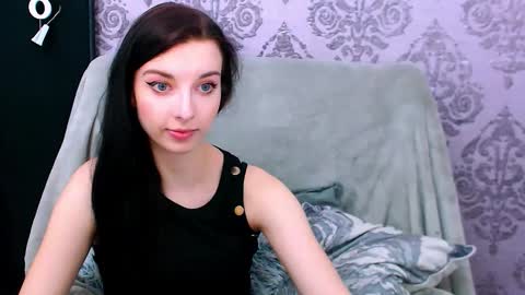 Snapshot of virgiluna chatting on 06.03.26 VirginLuna online show from 06.03.26