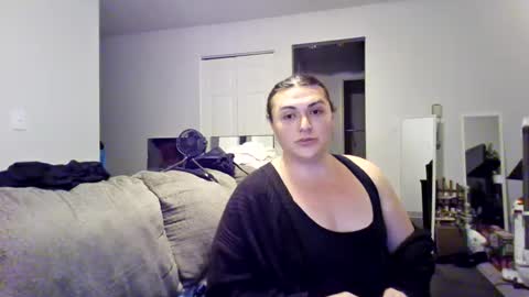 Snapshot of virgorian_enigma chatting on 09.17.25 priscilla online show from 09.17.25