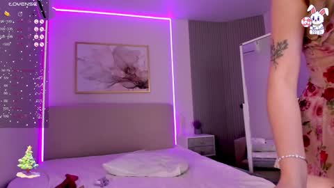 Snapshot of virrginchloee chatting on 01.23.25 Chloe online show from 01.23.25