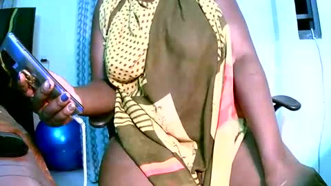 Snapshot of virtual_wifey chatting on 03.02.25 Your Virtual Wife online show from 03.02.25