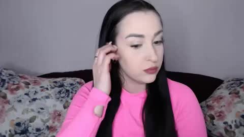 Snapshot of vitalina_freedom chatting on 01.17.25 Vitalina online show from 01.17.25