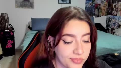 Snapshot of vitaxviper chatting on 01.27.25 Vit a Viper online show from 01.27.25