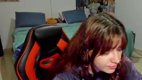 Snapshot of vitaxviper chatting on 02.04.25 Vit a Viper online show from 02.04.25