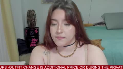 Snapshot of vitaxviper chatting on 03.06.25 Vit a Viper online show from 03.06.25