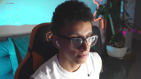 VITO BENZ online show from 10.11.25