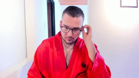 Vito Ferrer online show from 03.08.25