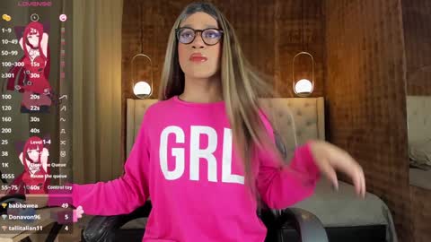 Snapshot of vitta_alfayed chatting on 01.03.25 VittaaaPlease help me with your thumbs up its important online show from 01.03.25