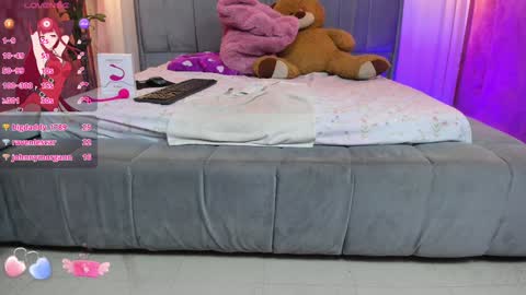 Snapshot of vitta_alfayed chatting on 01.30.25 VittaaaPlease help me with your thumbs up its important online show from 01.30.25