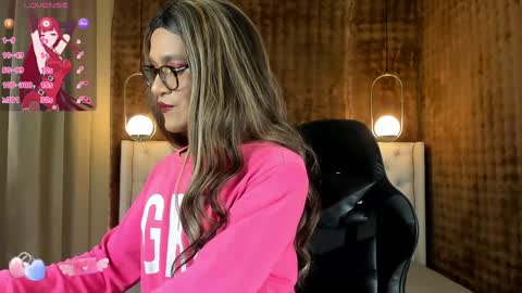 Snapshot of vitta_alfayed chatting on 02.03.25 VittaaaPlease help me with your thumbs up its important online show from 02.03.25