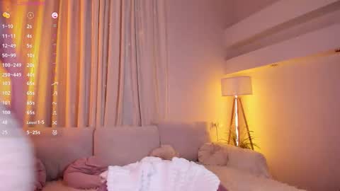 Snapshot of vivalavika chatting on 02.19.26 just Vi online show from 02.19.26