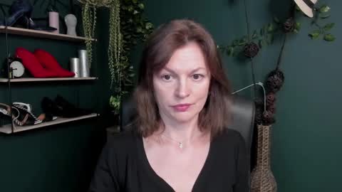 Vivian online show from 03.10.25