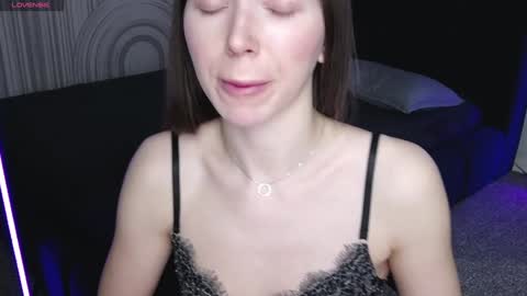 Vivian Evans online show from 01.30.25