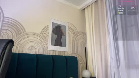 Vivian Evans online show from 03.23.26