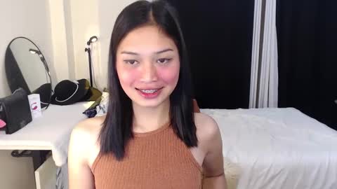 Vivian online show from 12.14.24