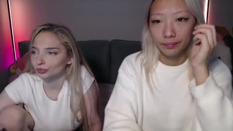 vivianwinters online show from 11.30.25