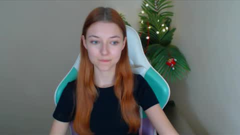 Vivien online show from 12.25.24