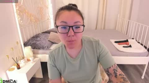 Vivien online show from 05.01.26