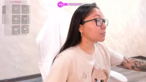 Vivien online show from 07.08.26