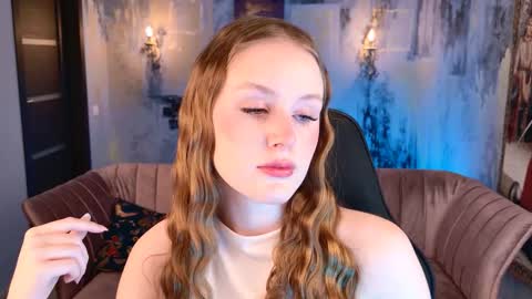 Vivien online show from 11.11.25