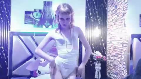 vivienne hadid online show from 07.29.26