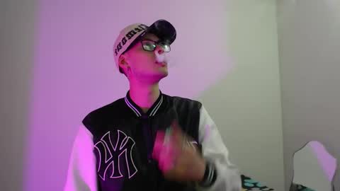 Snapshot of vlad__night chatting on 02.02.26 Vlad online show from 02.02.26