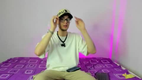 Snapshot of vlad__night chatting on 02.12.26 Vlad online show from 02.12.26