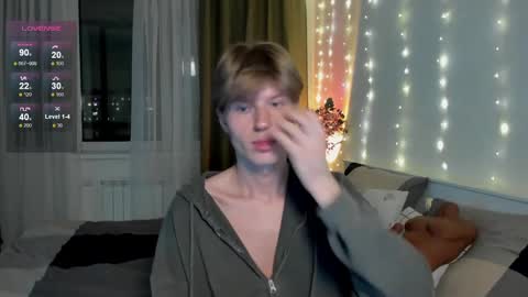 Snapshot of vlad_ggvldd chatting on 02.06.25 Vlad Dinovich online show from 02.06.25