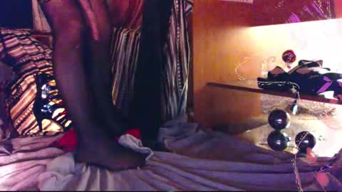 Snapshot of vladiskin chatting on 11.12.25 Violetta Elysia online show from 11.12.25