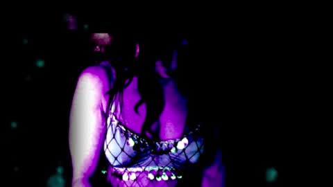 Snapshot of vladiskin chatting on 11.26.25 Violetta Elysia online show from 11.26.25