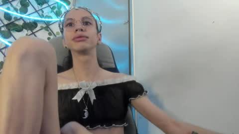 vodkadelulo online show from 04.20.26