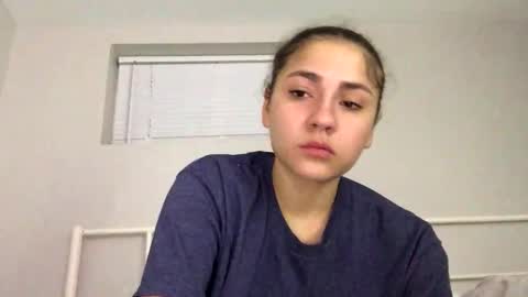 Snapshot of volentic chatting on 10.03.25 volentic online show from 10.03.25