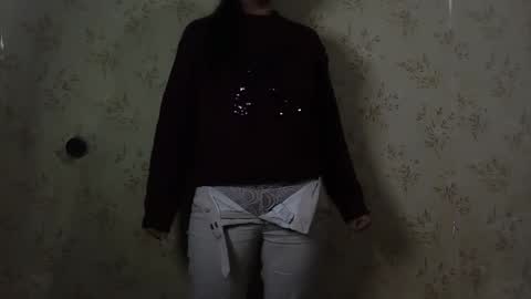 Snapshot of voulezvous_angel chatting on 04.01.26 voulezvous_angel online show from 04.01.26