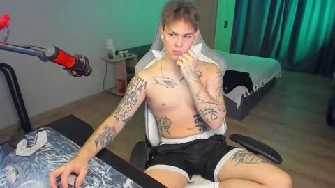 vova online show from 10.14.25