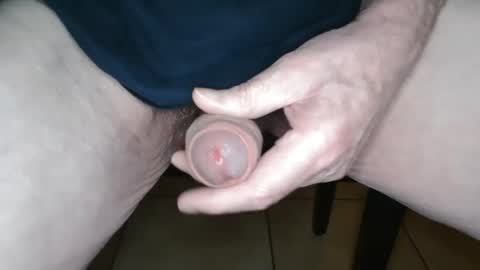 Snapshot of voyou95 chatting on 02.21.26 voyou95 online show from 02.21.26