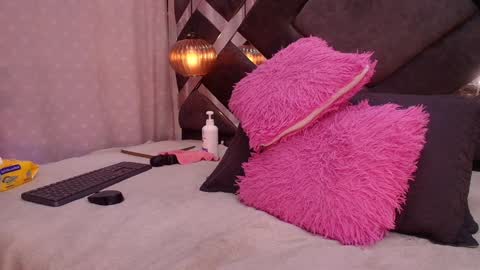 Violeta online show from 01.11.25