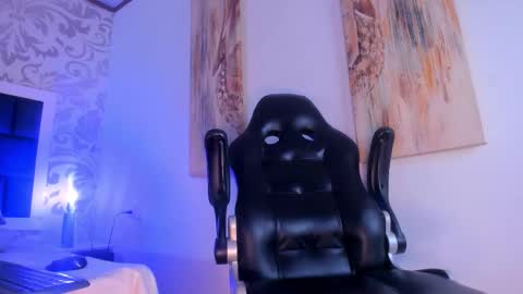 Vynny Blacke online show from 02.18.26