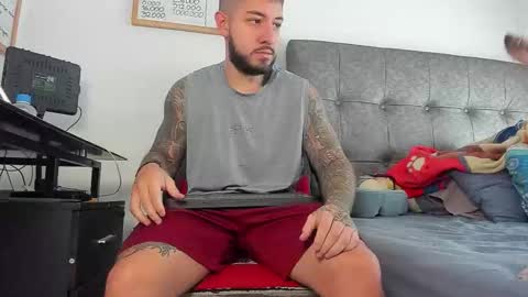 Snapshot of vyxen_ chatting on 02.16.26 vyxen_ online show from 02.16.26