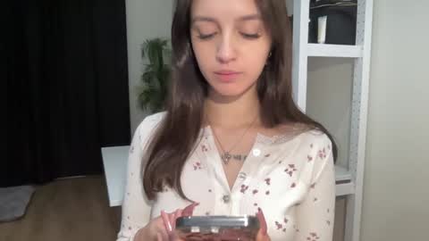 Alice  Before pvt write to me in PM  online show from 12.27.24