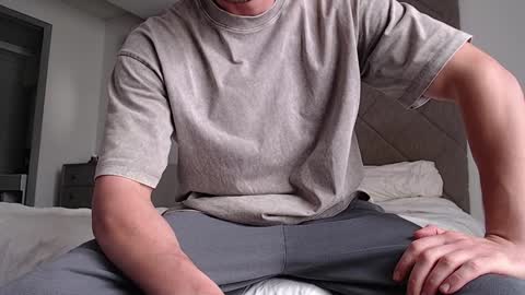 Snapshot of w_witcher chatting on 12.16.24 w_witcher online show from 12.16.24