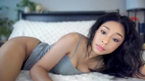 Jen online show from 10.03.25