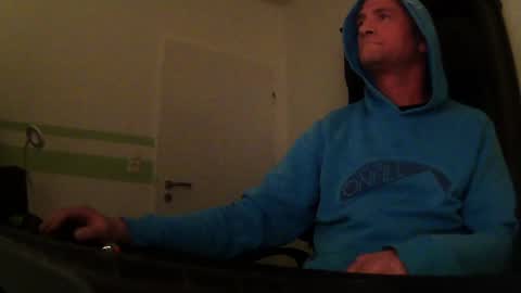 Snapshot of wailersgun chatting on 01.24.25 wailersgun online show from 01.24.25