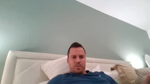 Snapshot of wakandalive chatting on 10.22.25 wakandalive online show from 10.22.25