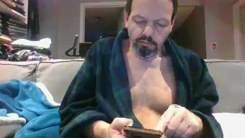 walker033 online show from 02.17.25