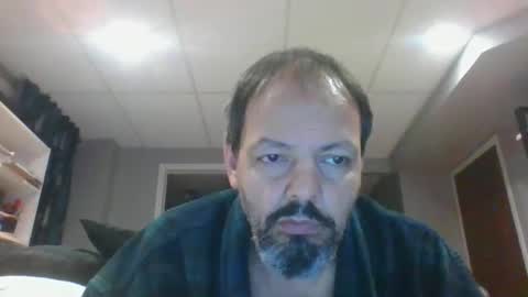 walker033 online show from 10.31.25